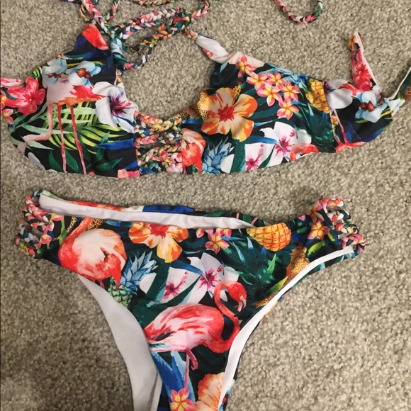 Tropical bikini set - Picture 1 of 1